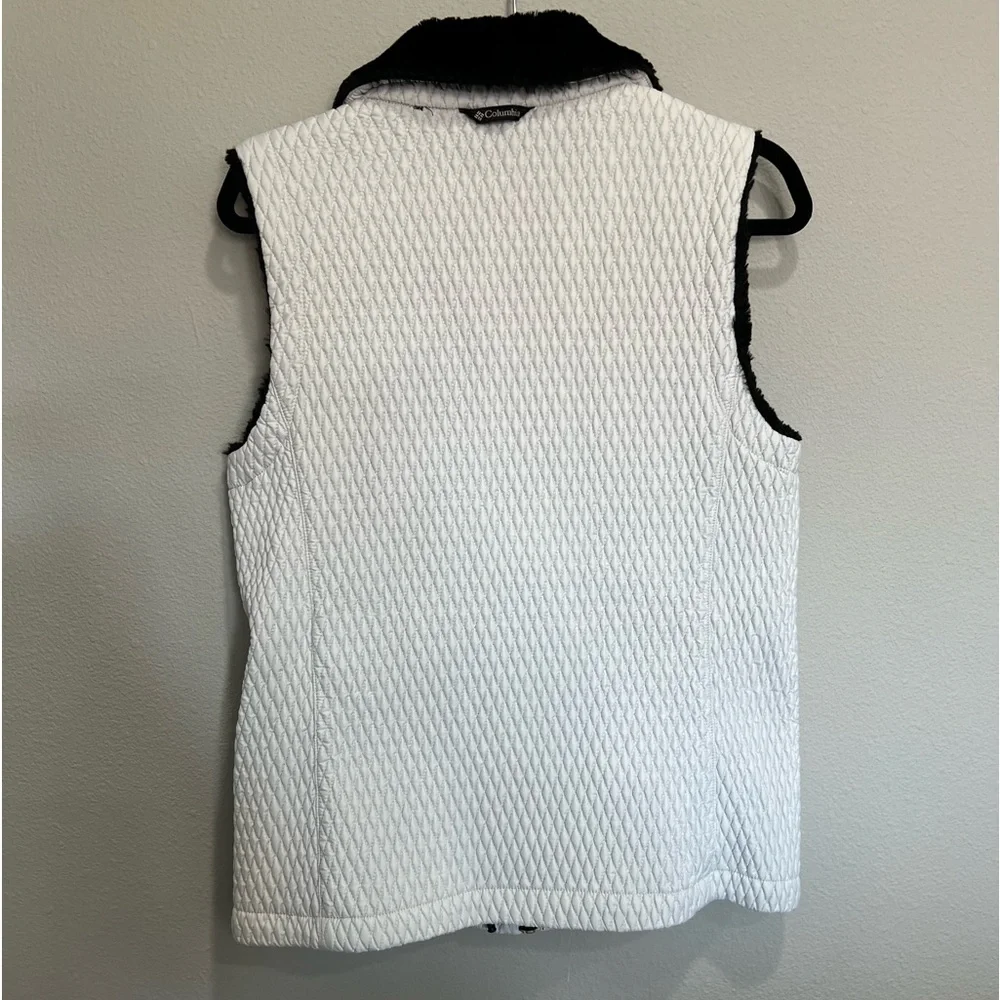 Columbia White Vest - Picture 2 of 12